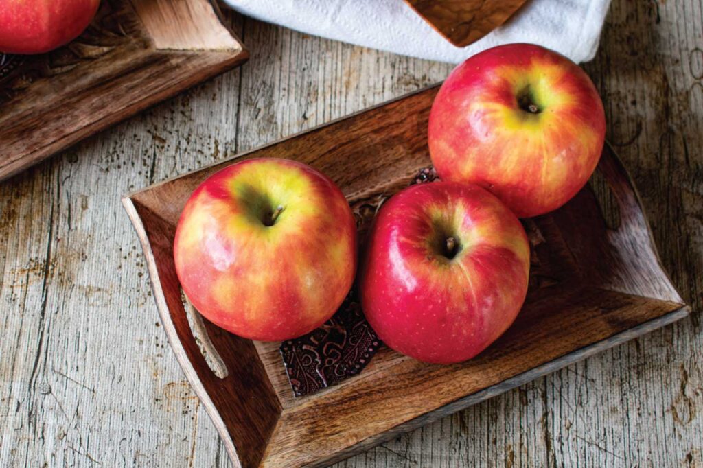 Organic & Crisp Pink Lady Apples